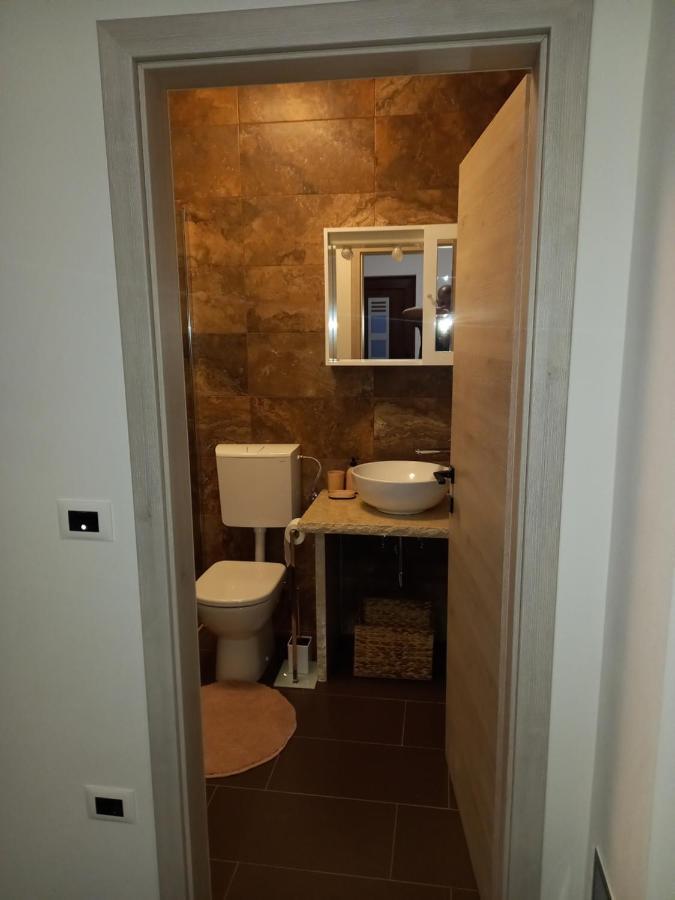 Apartmani Noa I Natali Kaldanija Ngoại thất bức ảnh