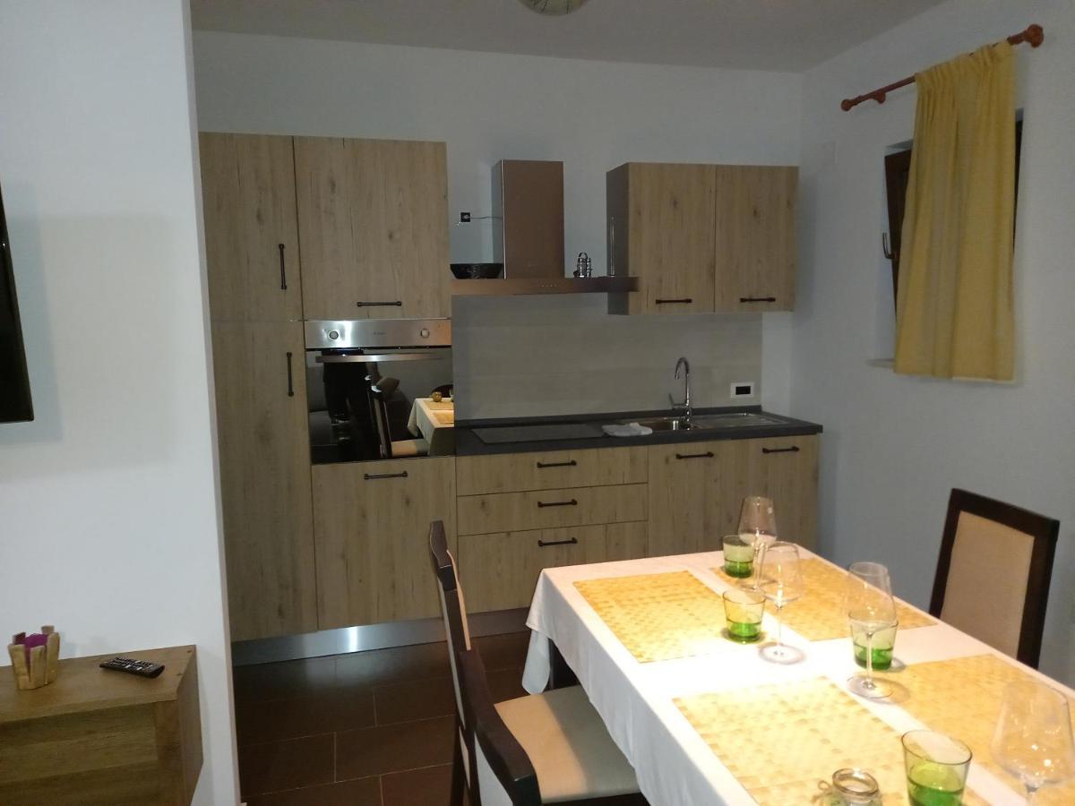 Apartmani Noa I Natali Kaldanija Ngoại thất bức ảnh