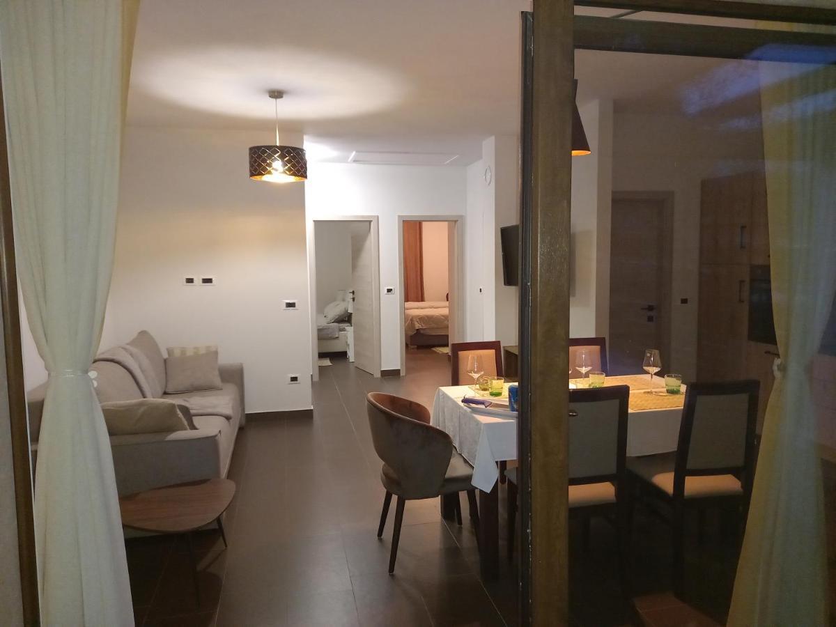 Apartmani Noa I Natali Kaldanija Ngoại thất bức ảnh